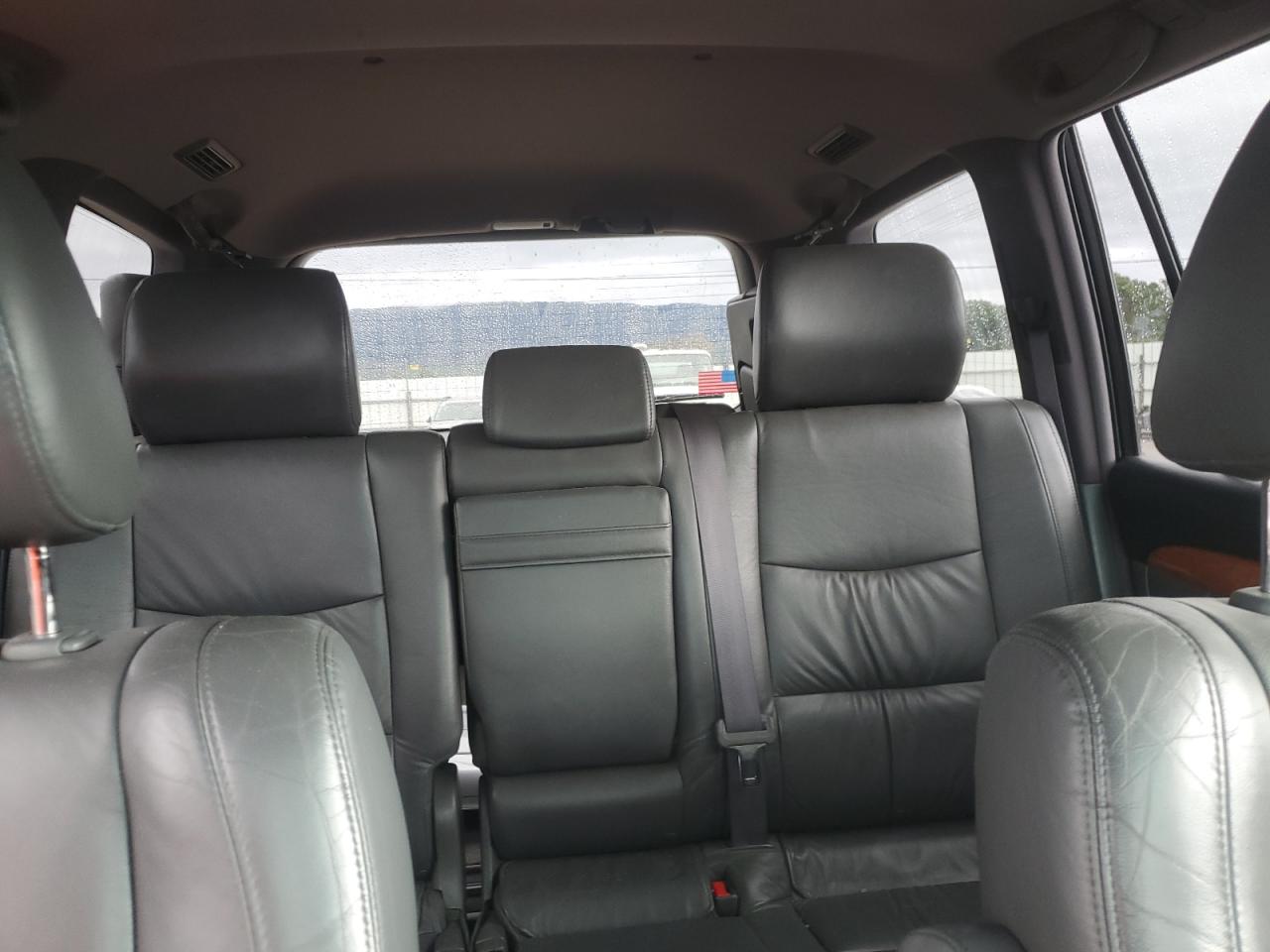 2007 Lexus GX - Image 10