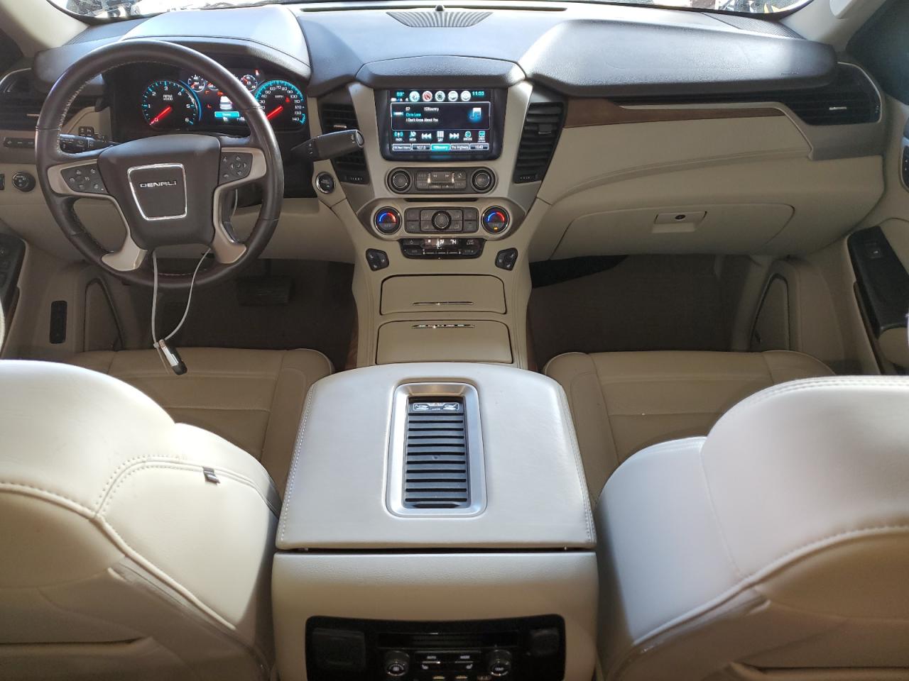 2020 GMC Yukon - Image 8