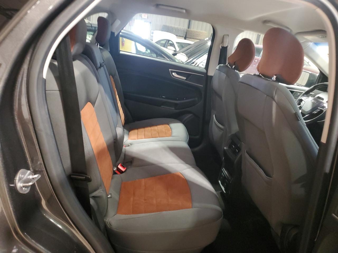 2018 Ford Edge - Image 11