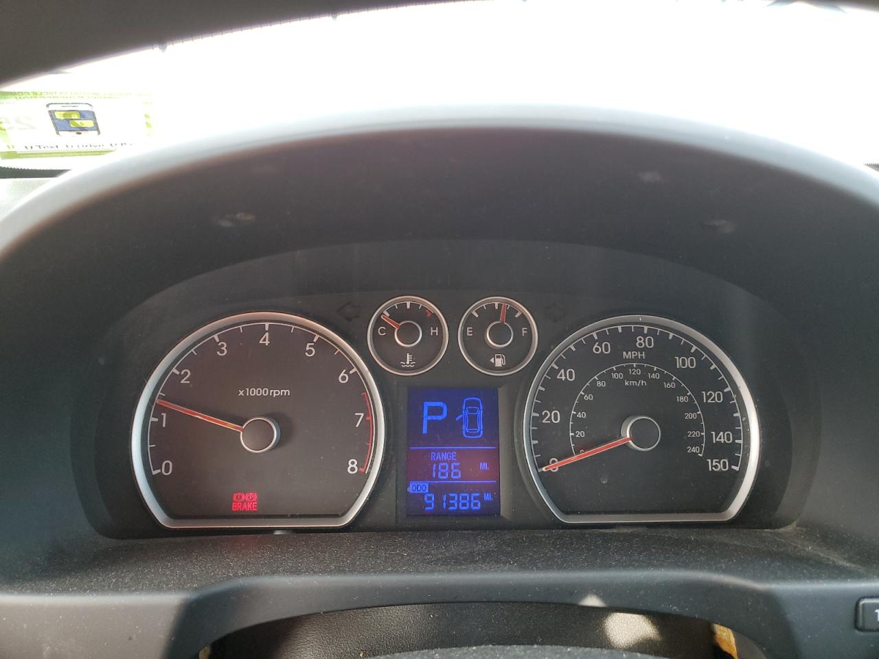 2012 Hyundai Elantra - Image 9
