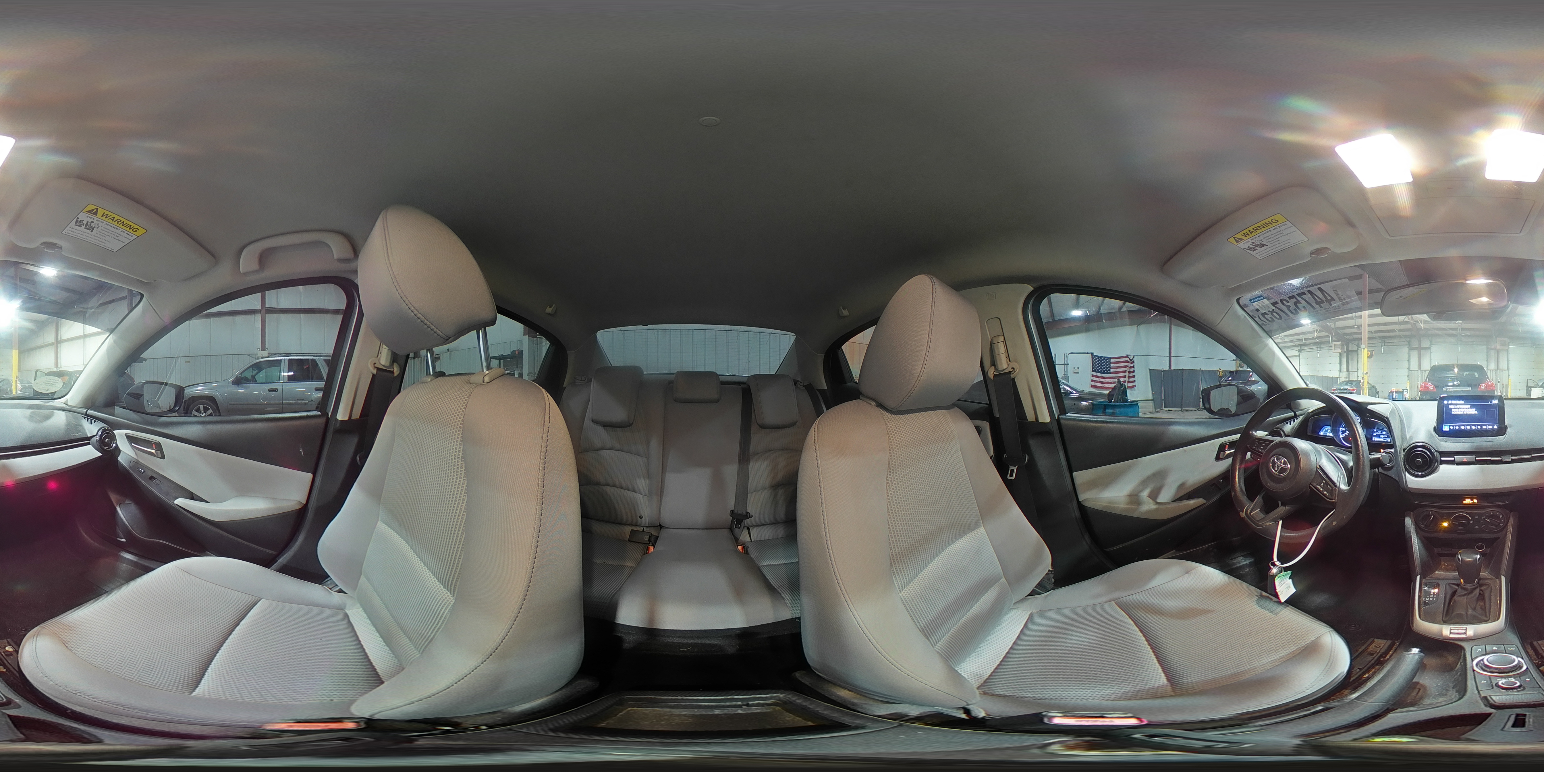 2020 Toyota Yaris - Image 14