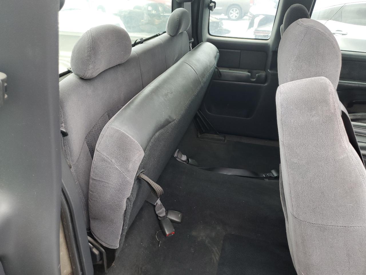 2002 Chevrolet Silverado C1500 VIN: 2GCEC19VX21230895 Lot: 45228845