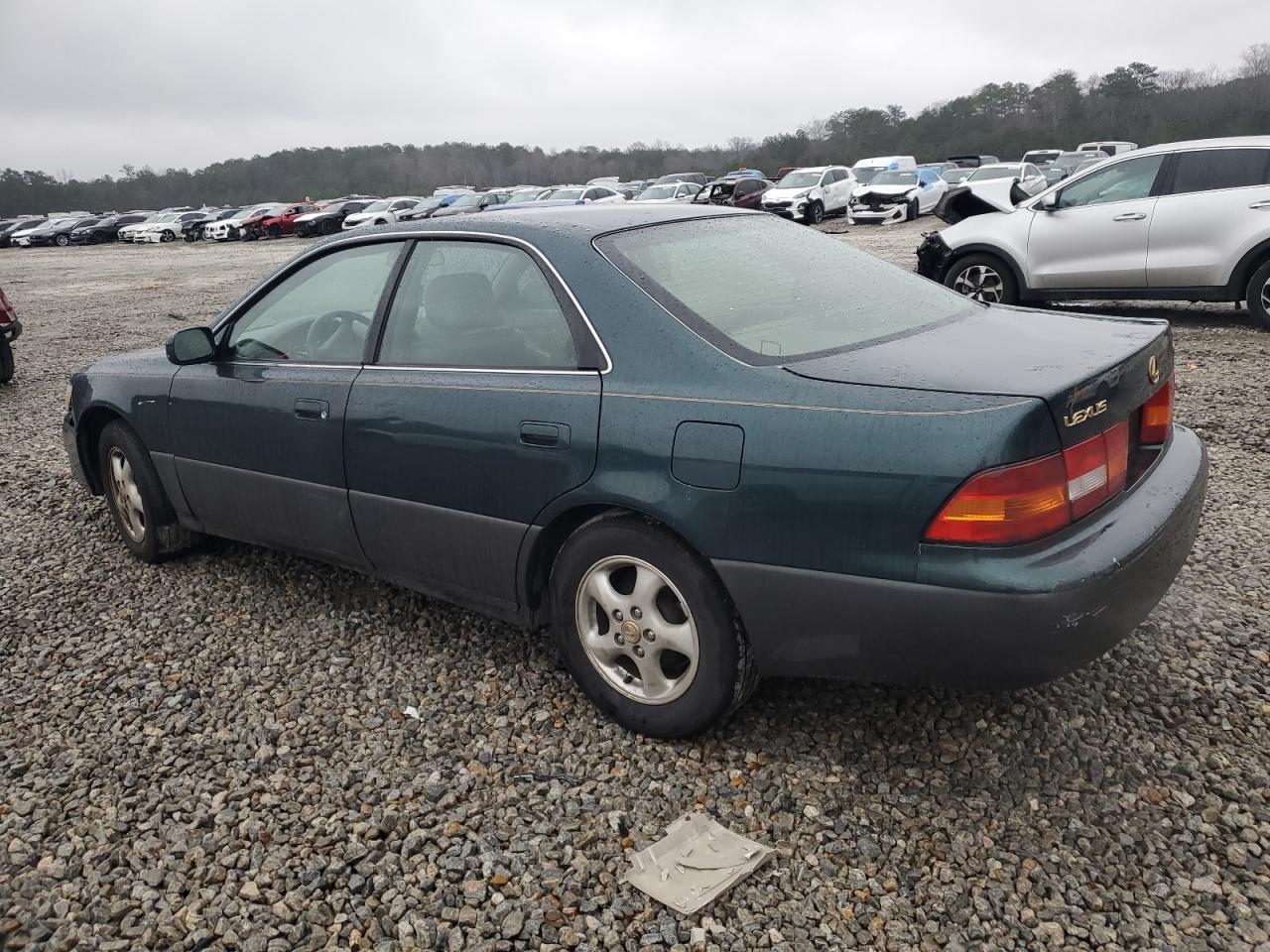 1997 Lexus ES - Image 2