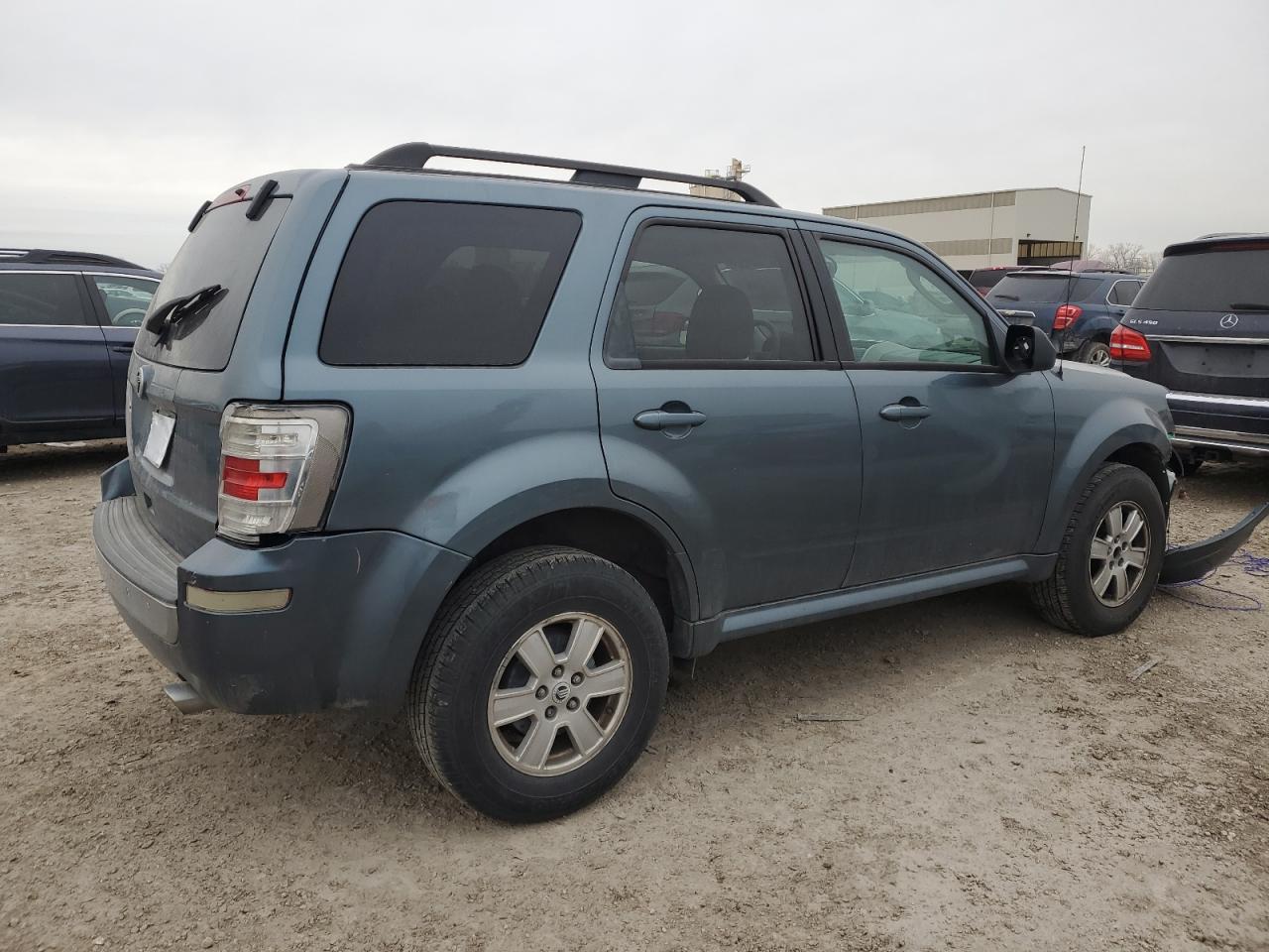 2010 Mercury Mariner - Image 3