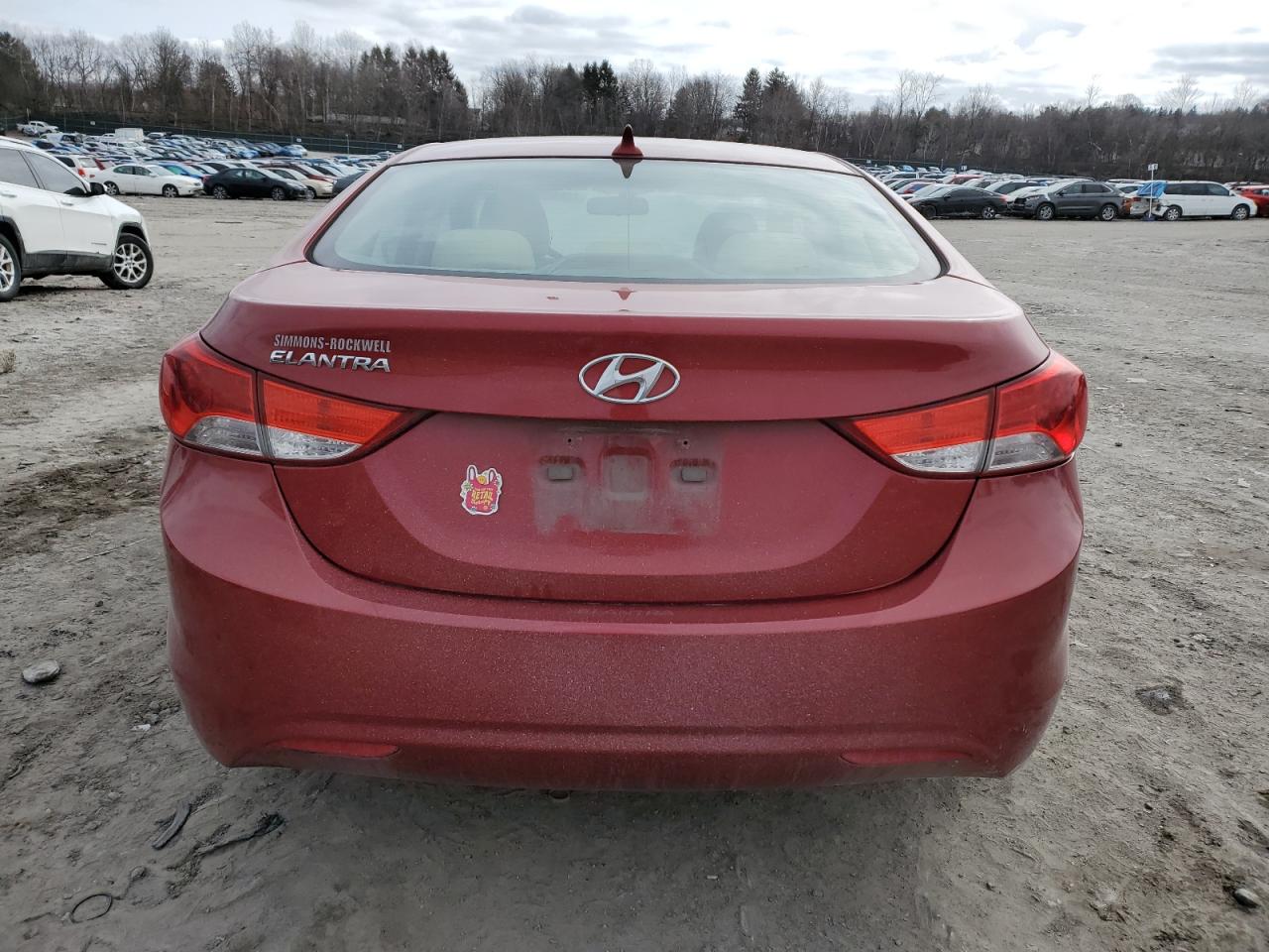 2011 Hyundai Elantra - Image 6