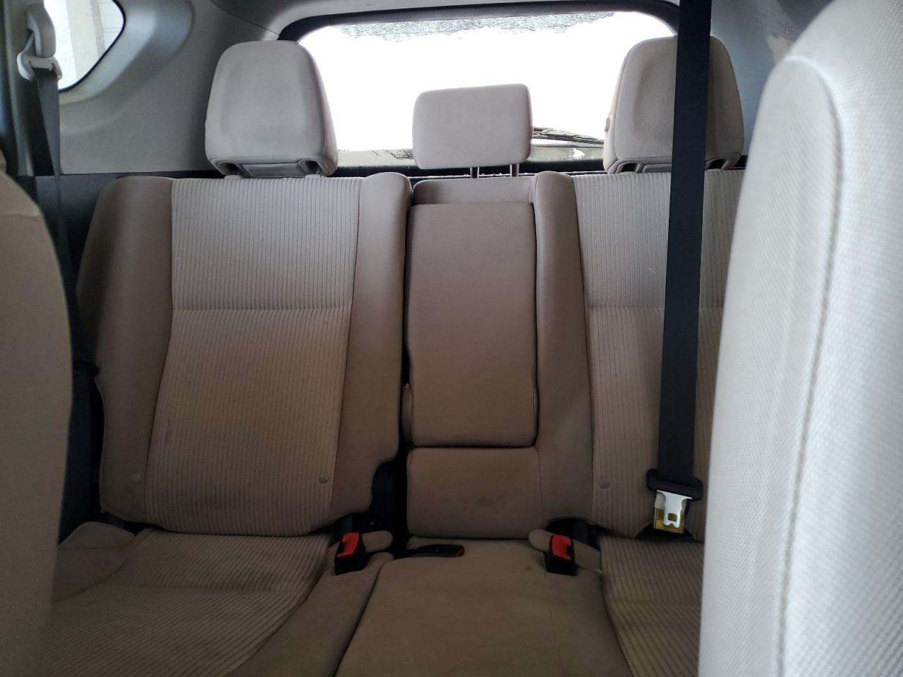 2013 Toyota RAV 4 - Image 10