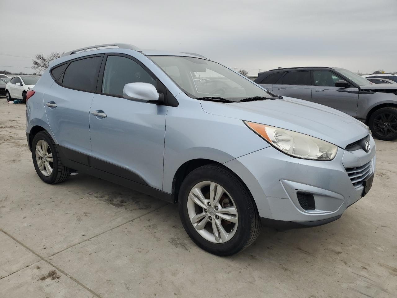 2011 Hyundai Tucson - Image 4