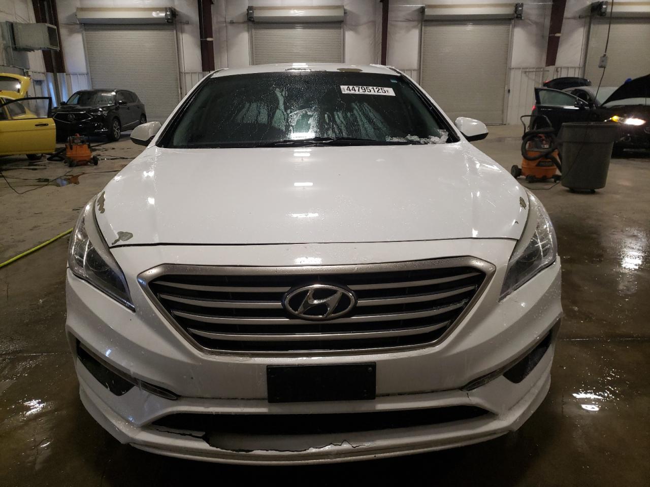 2017 Hyundai Sonata - Image 5