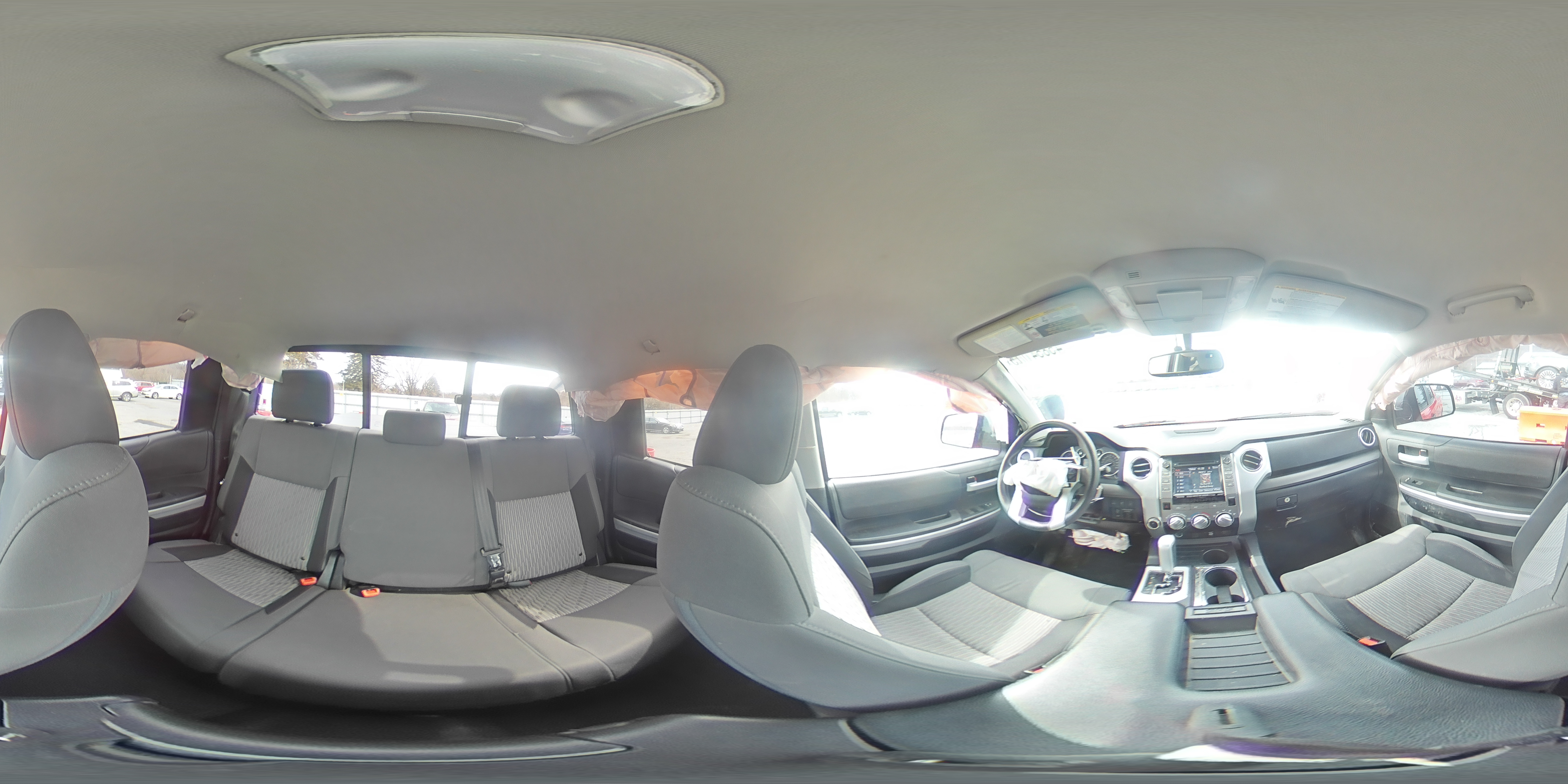 2016 Toyota Tundra - Image 12