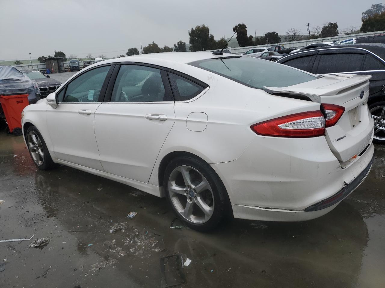 2013 Ford Fusion - Image 2