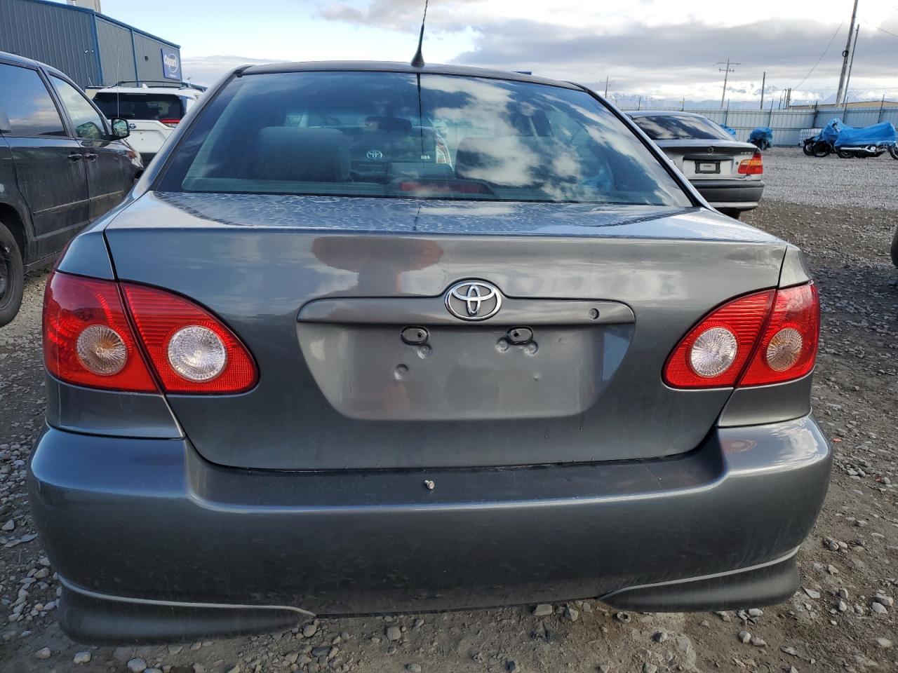 2007 Toyota Corolla - Image 6