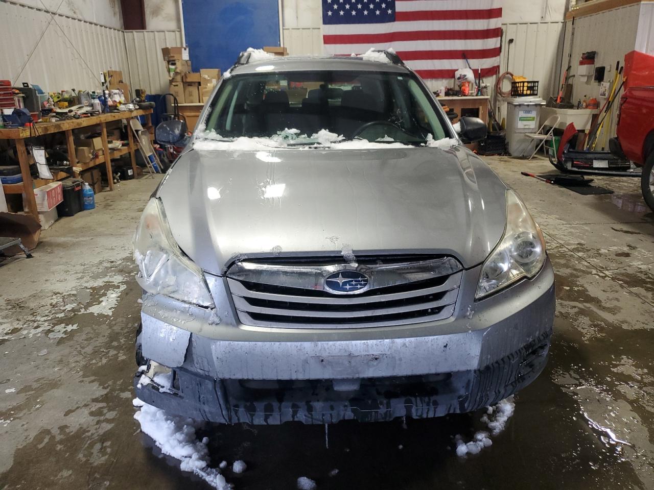 2011 Subaru Outback - Image 5