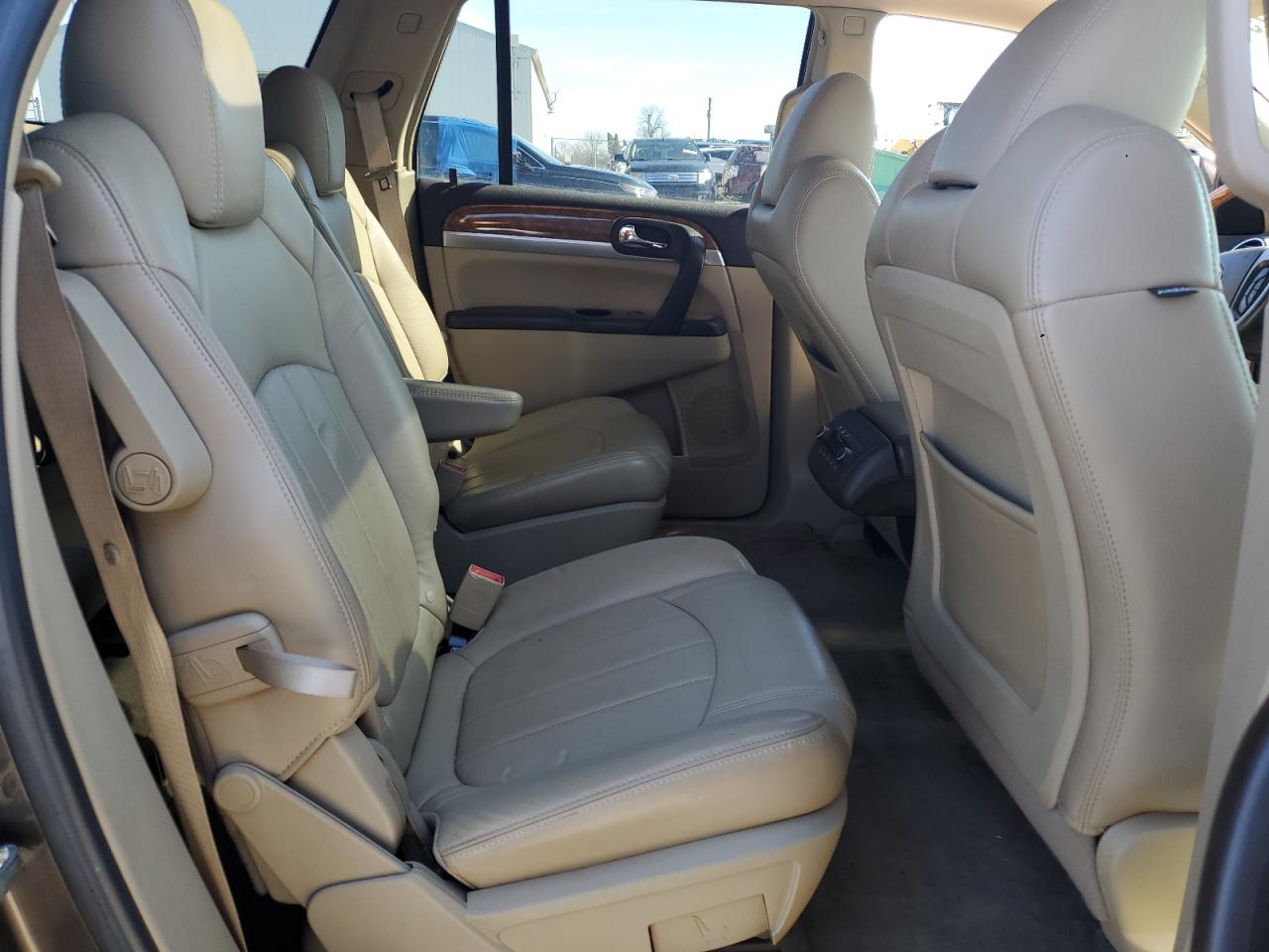 2010 Buick Enclave - Image 11