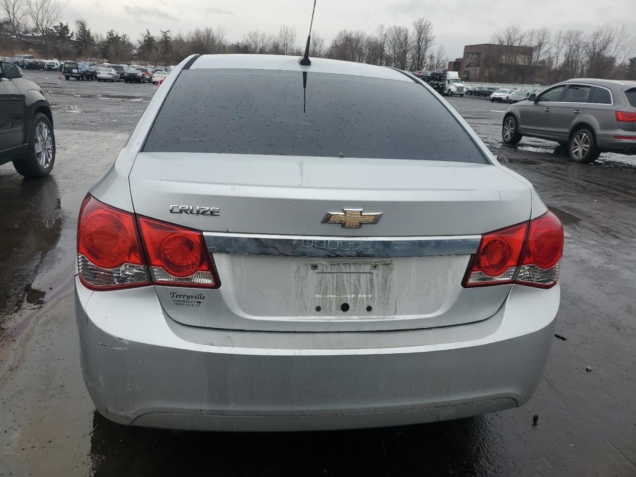 2012 Chevrolet Cruze - Image 6