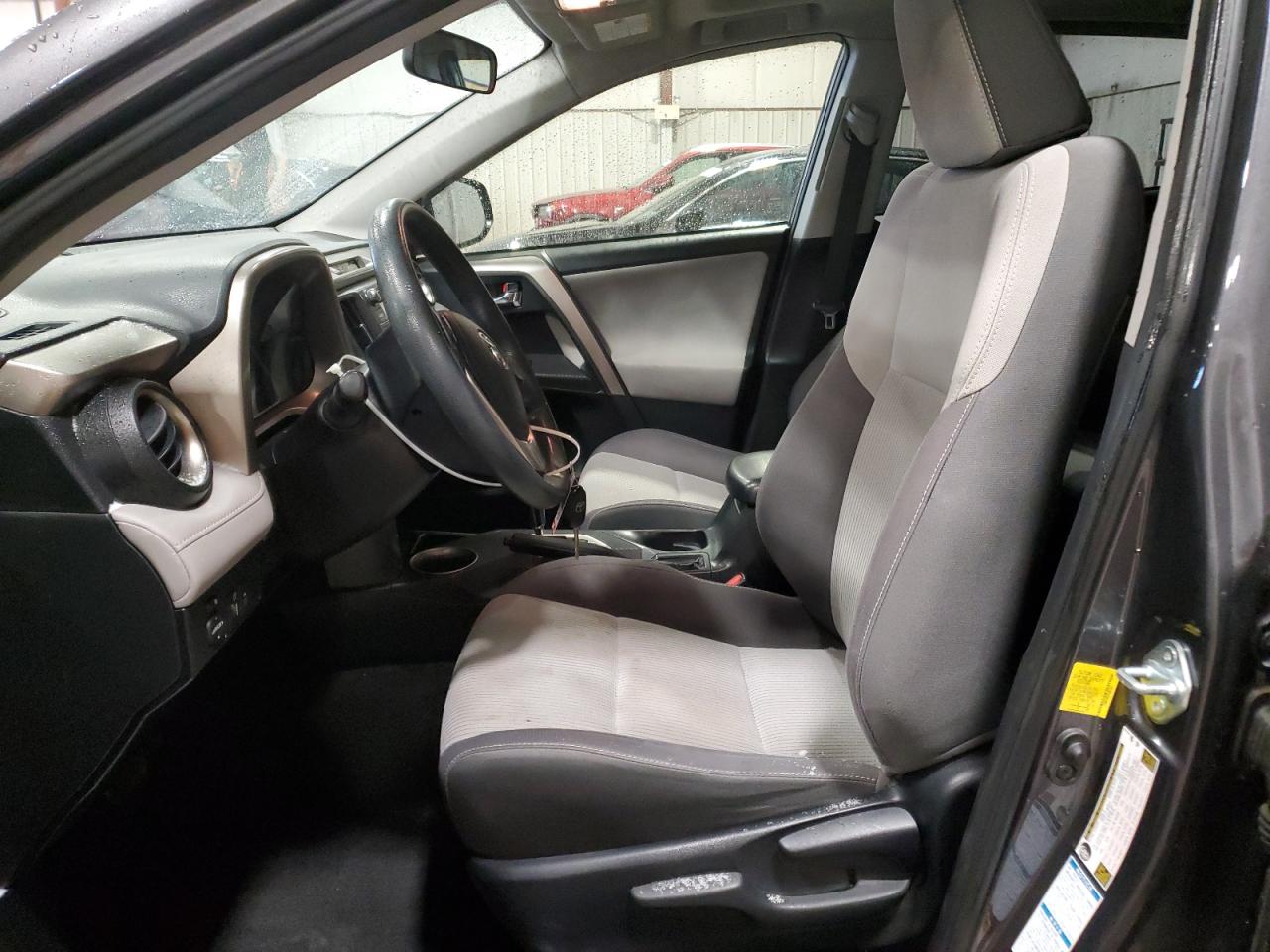 2015 Toyota RAV 4 - Image 7