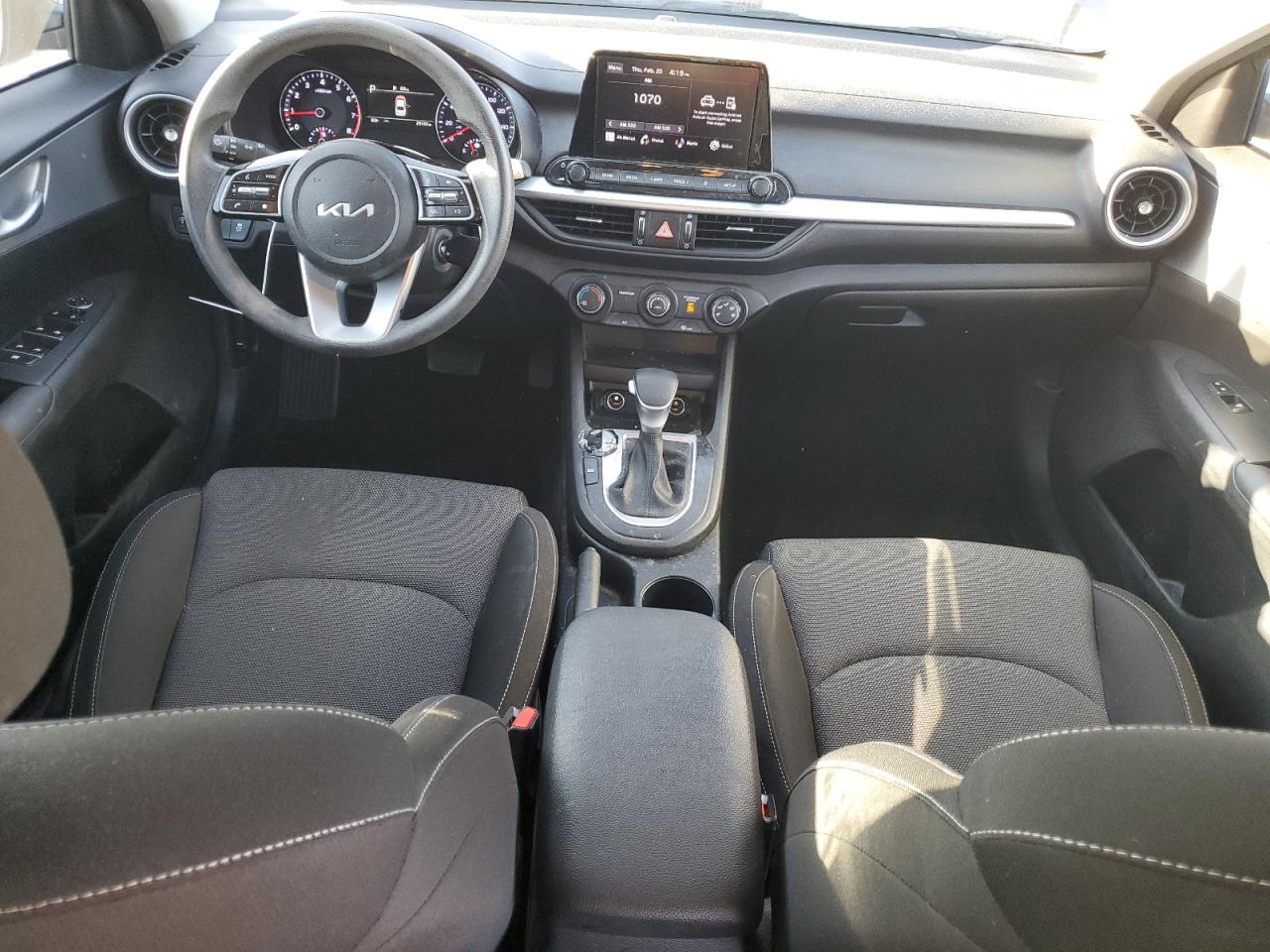 2023 Kia Forte - Image 8