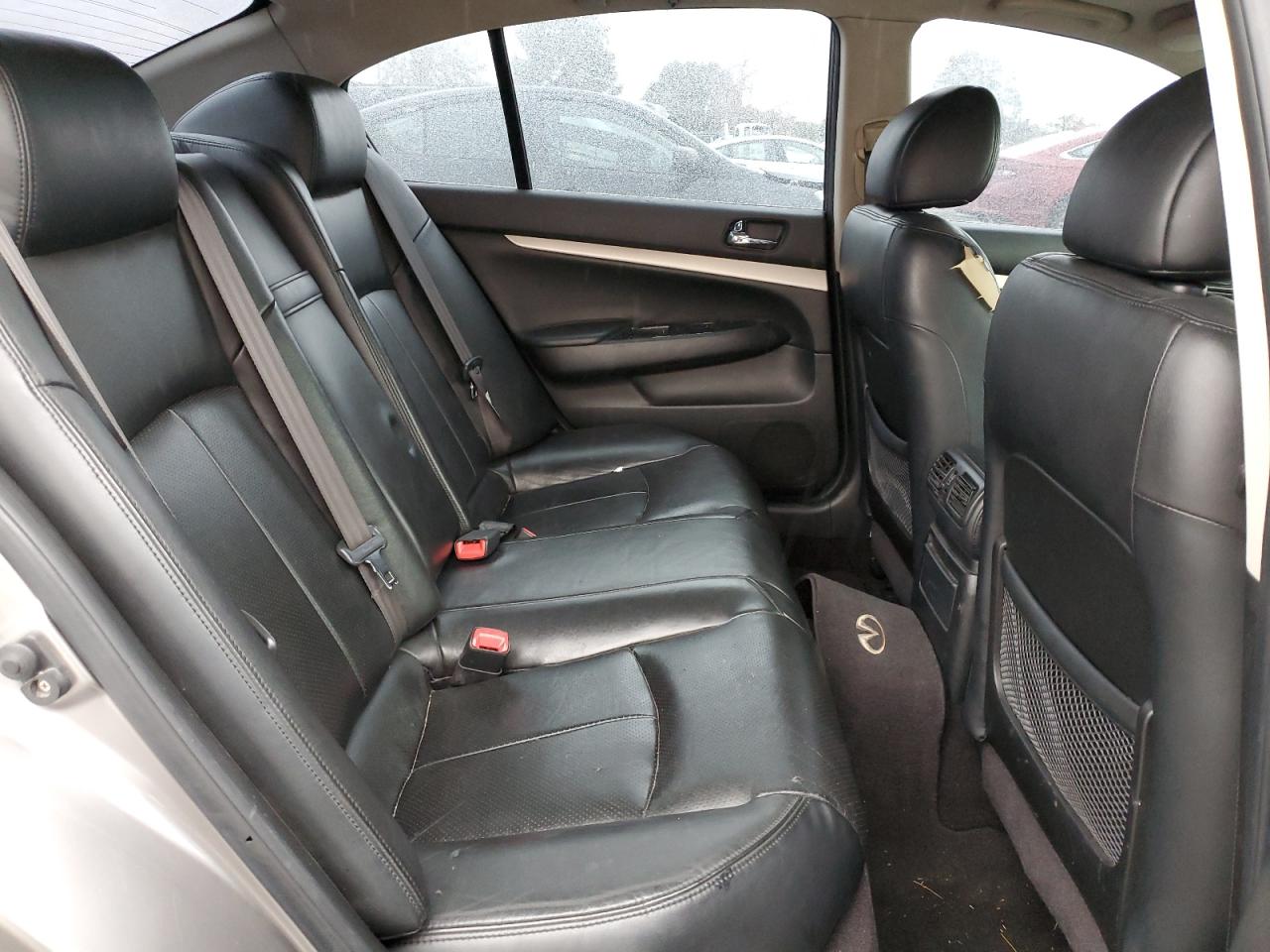 2008 Infiniti G - Image 10