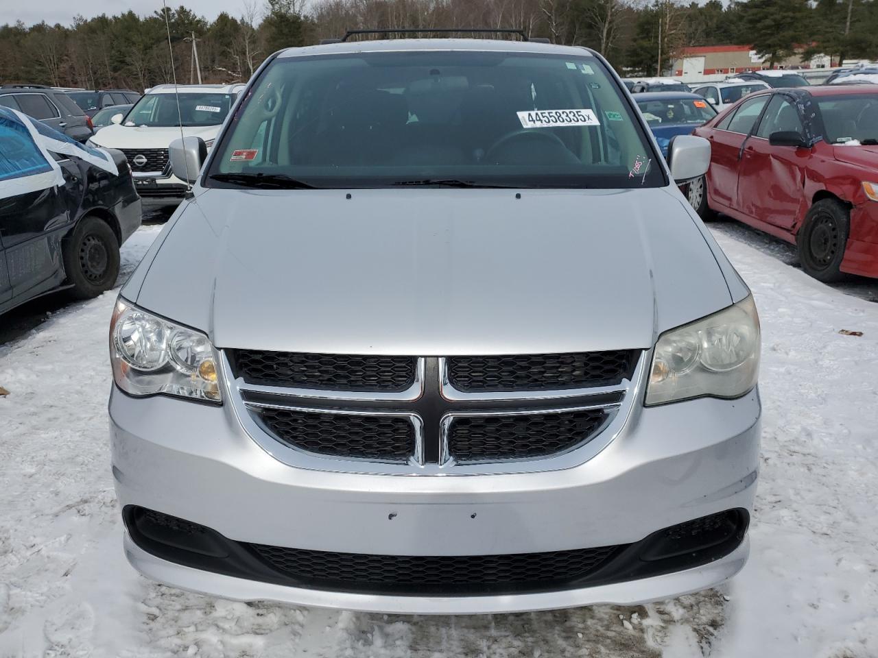 2012 Dodge Caravan - Image 5