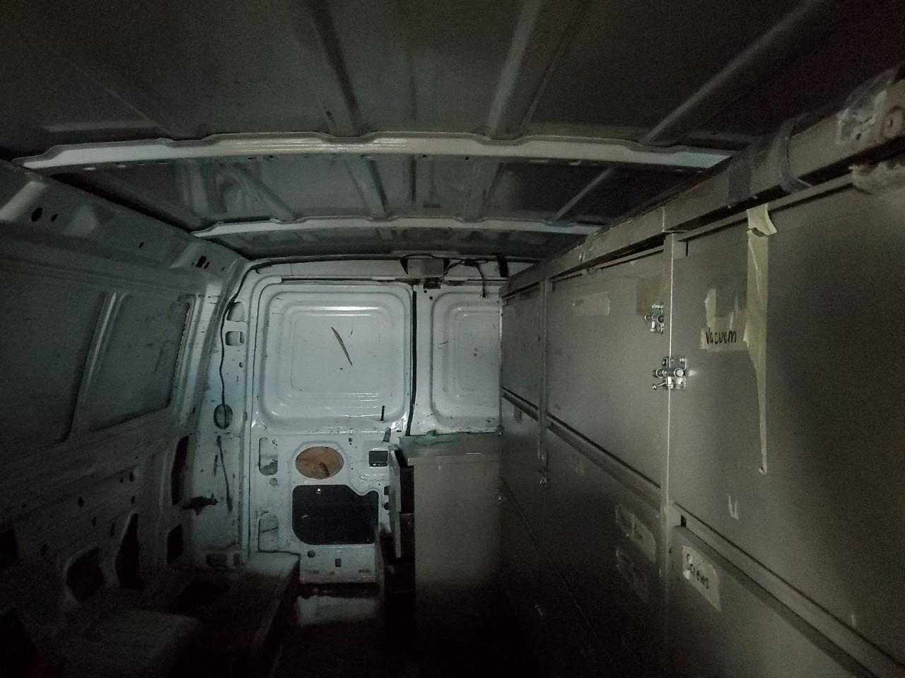 2006 Ford Econoline - Image 10