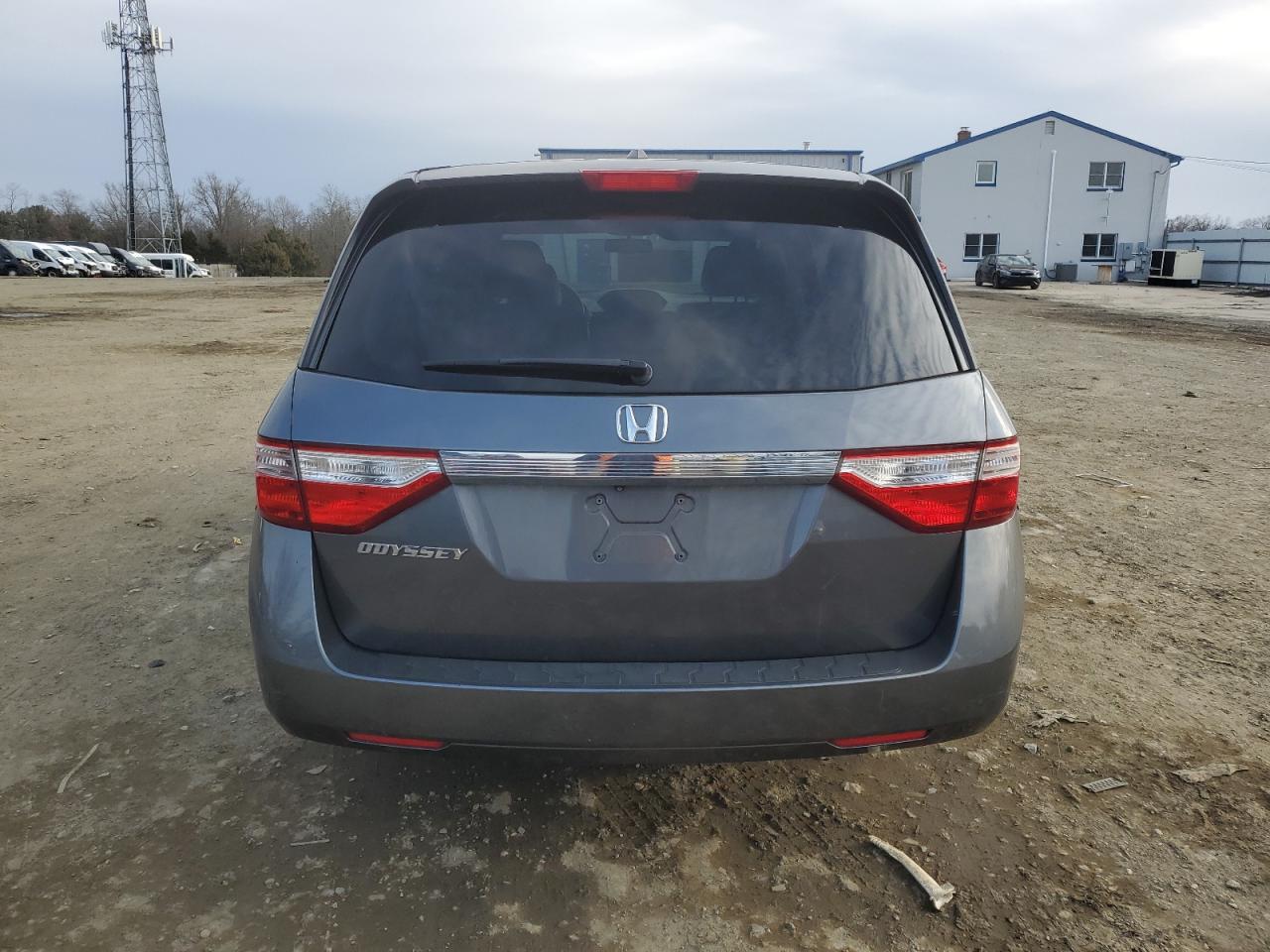 2011 Honda Odyssey - Image 6