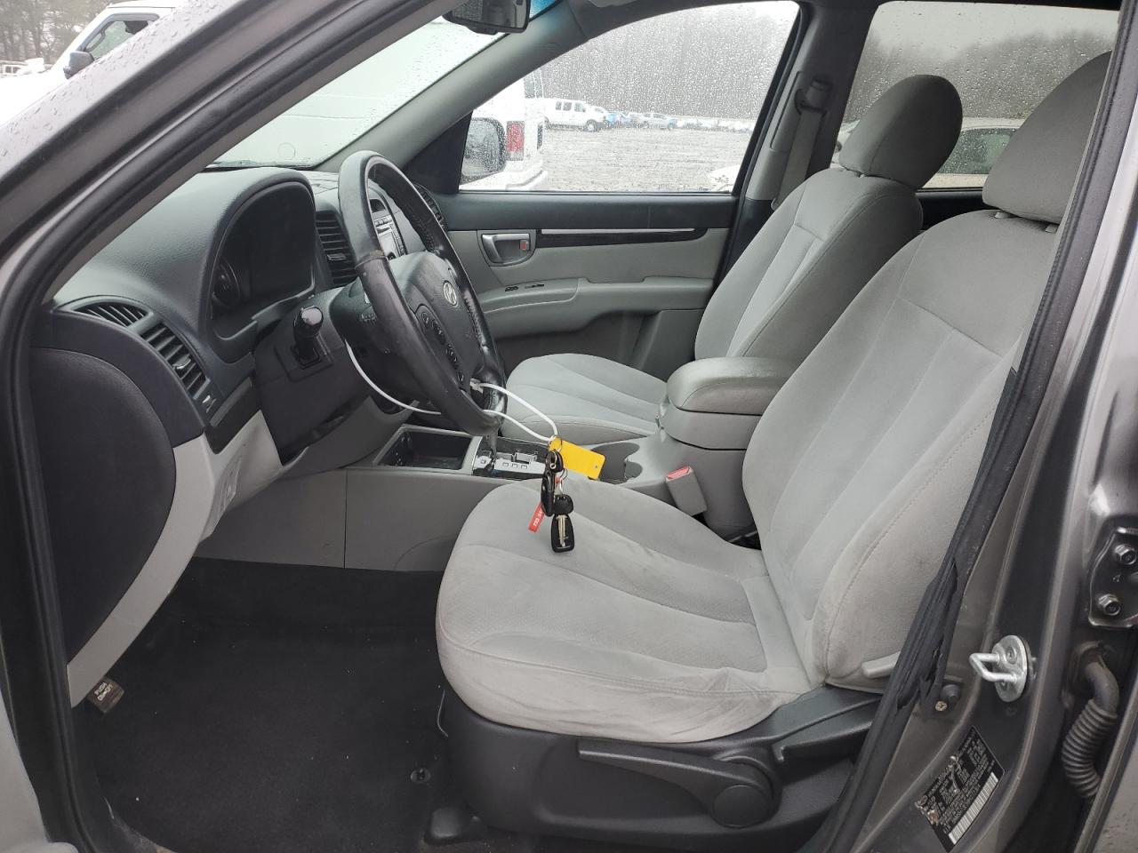 2009 Hyundai Santa Fe - Image 7