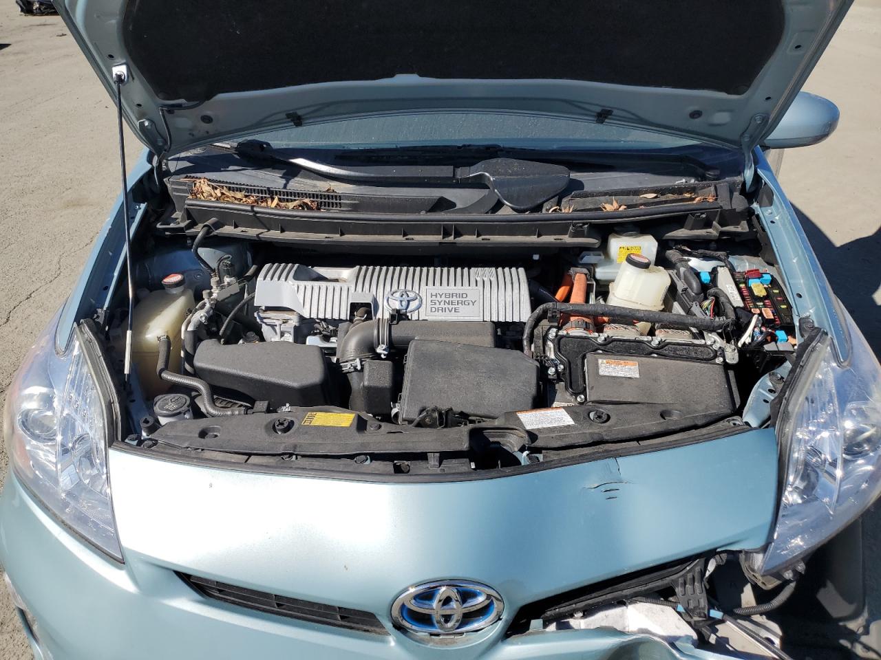 2015 Toyota Prius - Image 11
