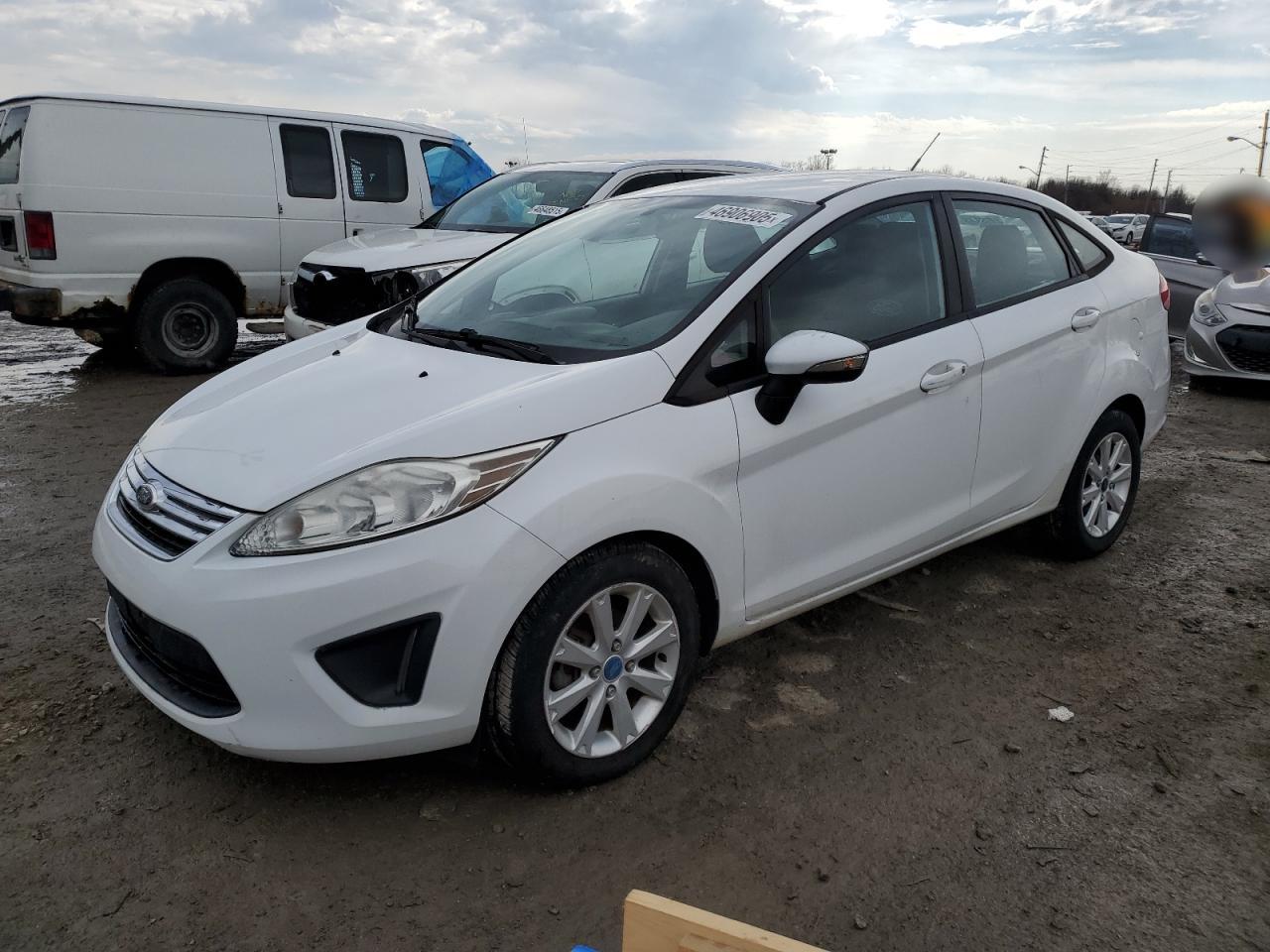 2013 Ford Fiesta - Image 1