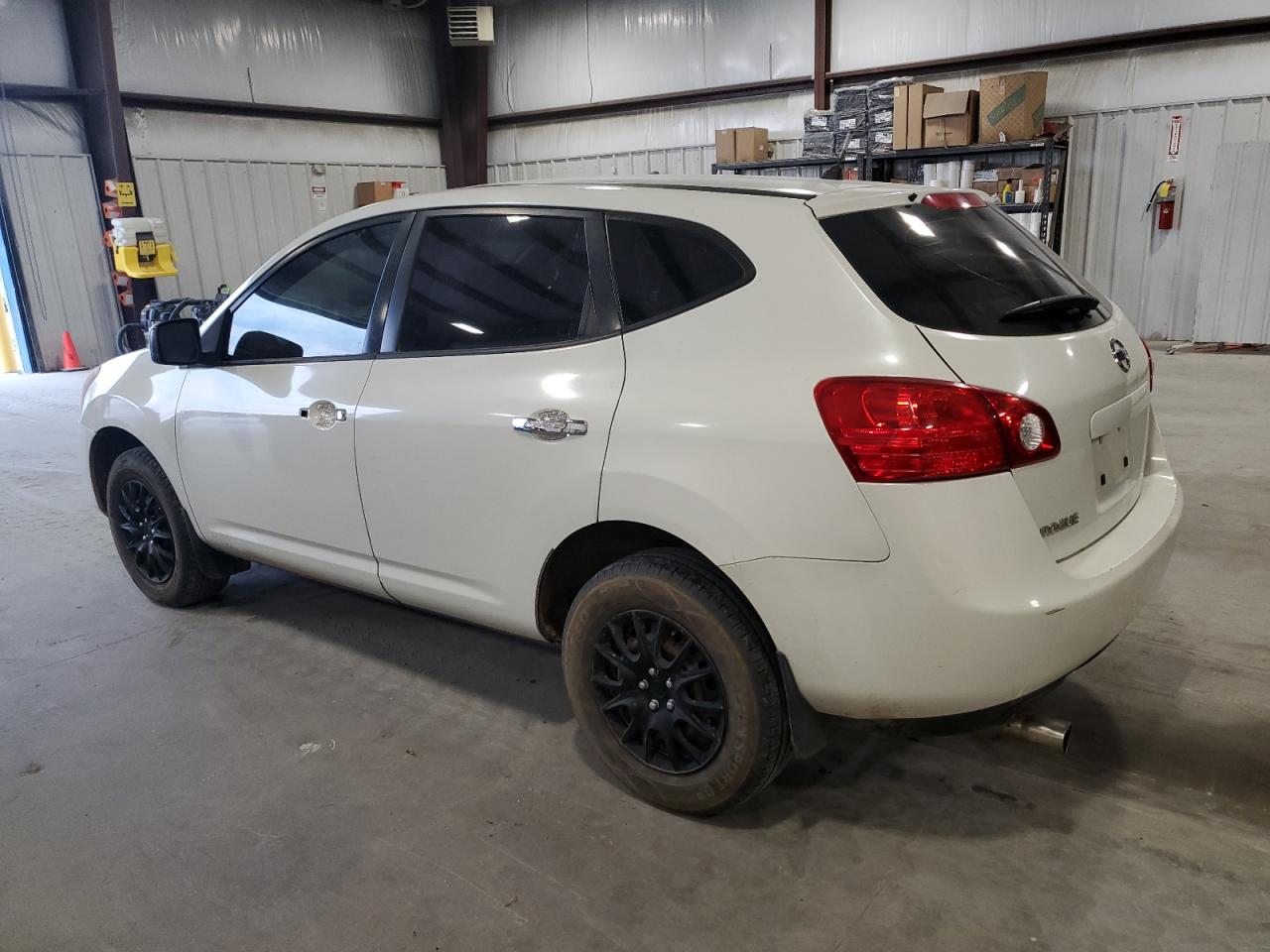 2010 Nissan Rogue - Image 2