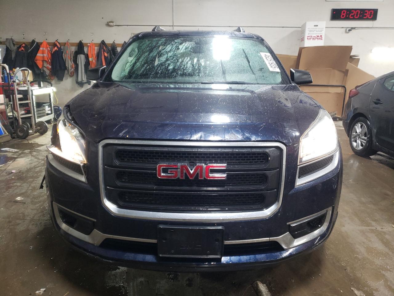 2016 GMC Acadia - Image 5