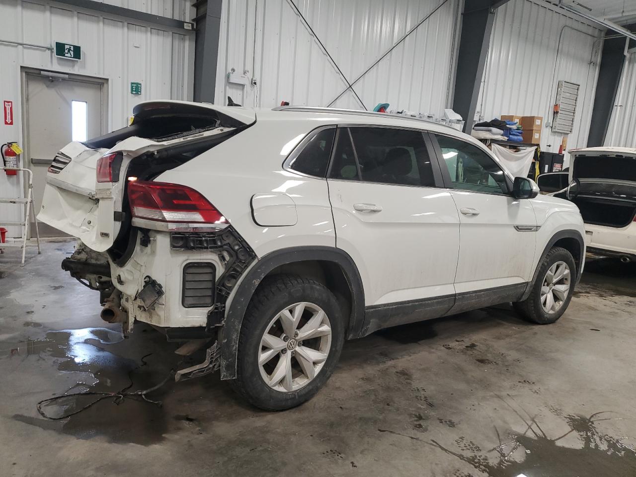 2020 Volkswagen Atlas - Image 3