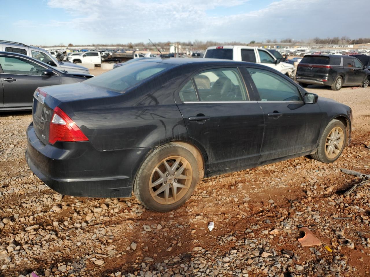 2010 Ford Fusion - Image 3