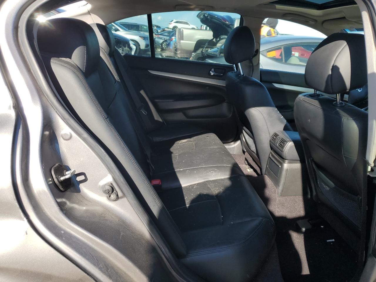 2008 Infiniti G - Image 10