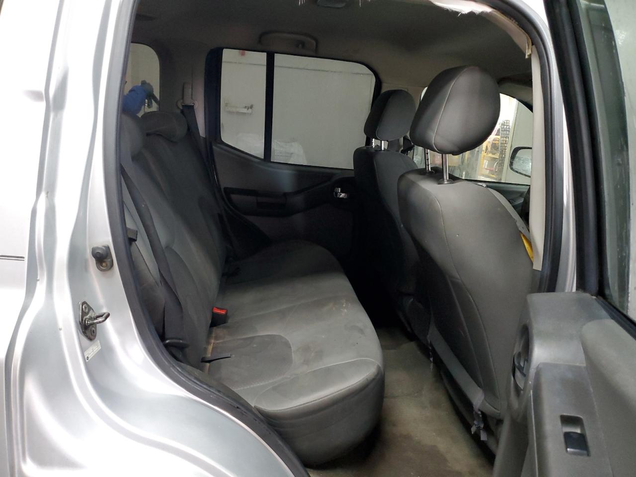 2009 Nissan XTerra - Image 11