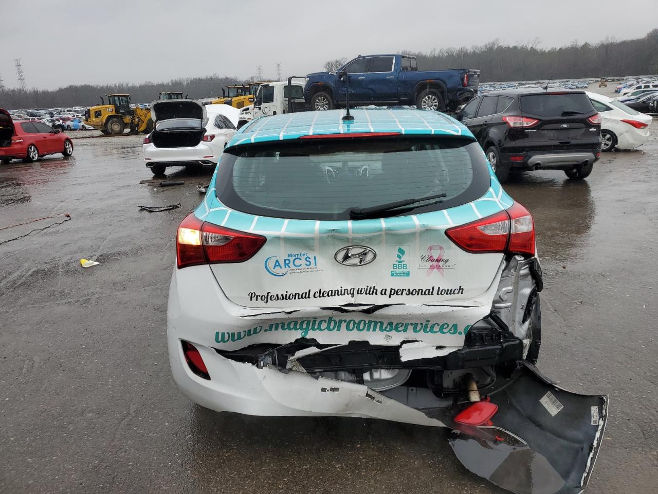2016 Hyundai Elantra - Image 6