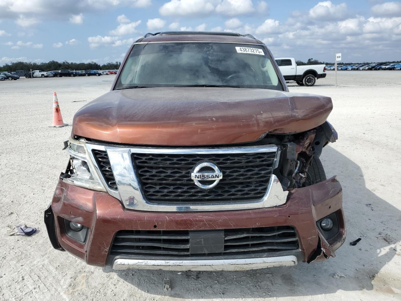 2018 Nissan Armada - Image 5