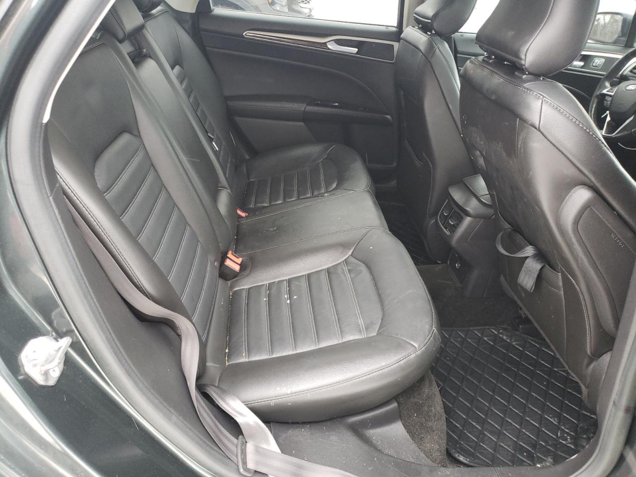 2016 Ford Fusion - Image 10