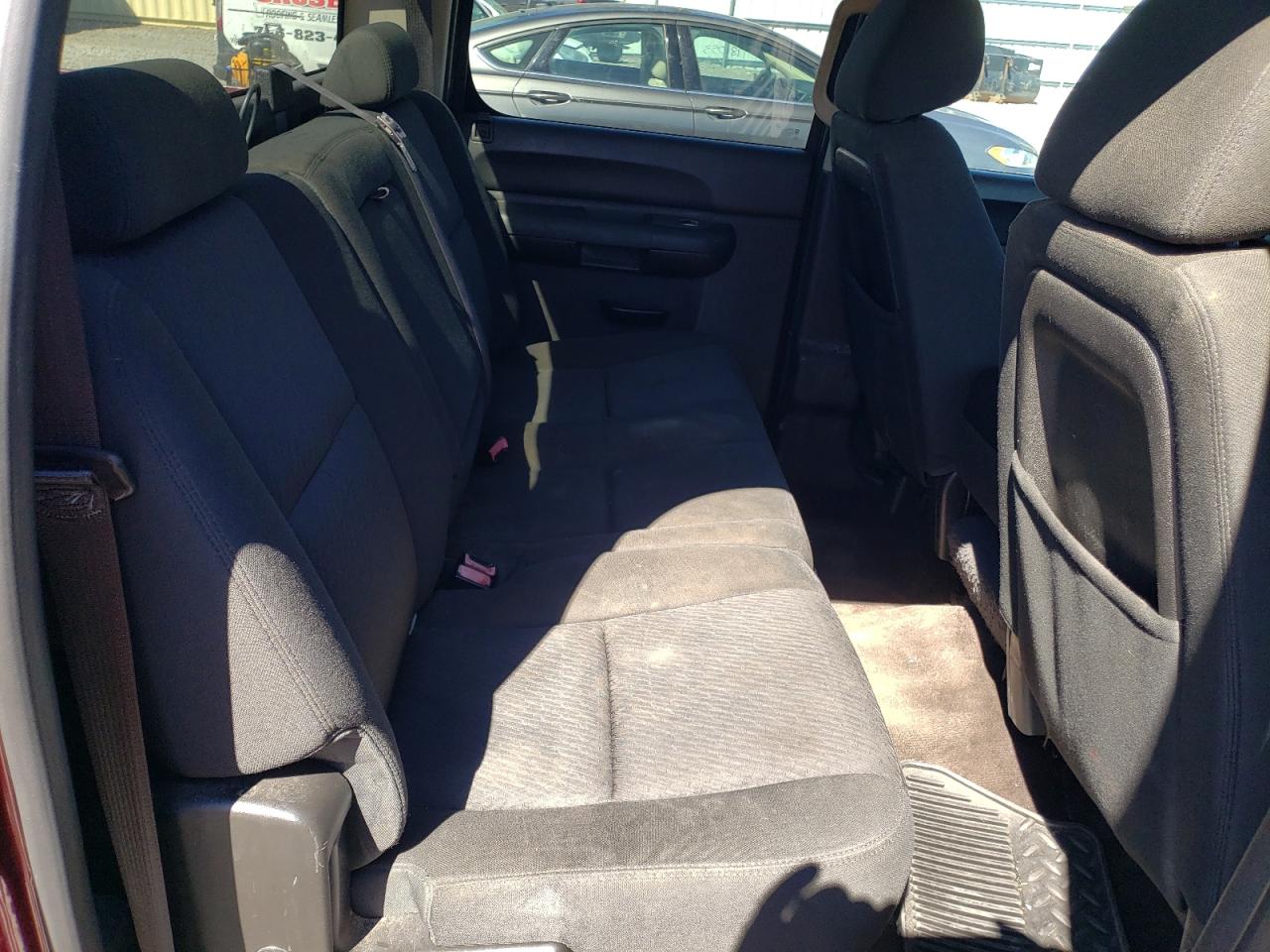 2013 Chevrolet Silverado - Image 10