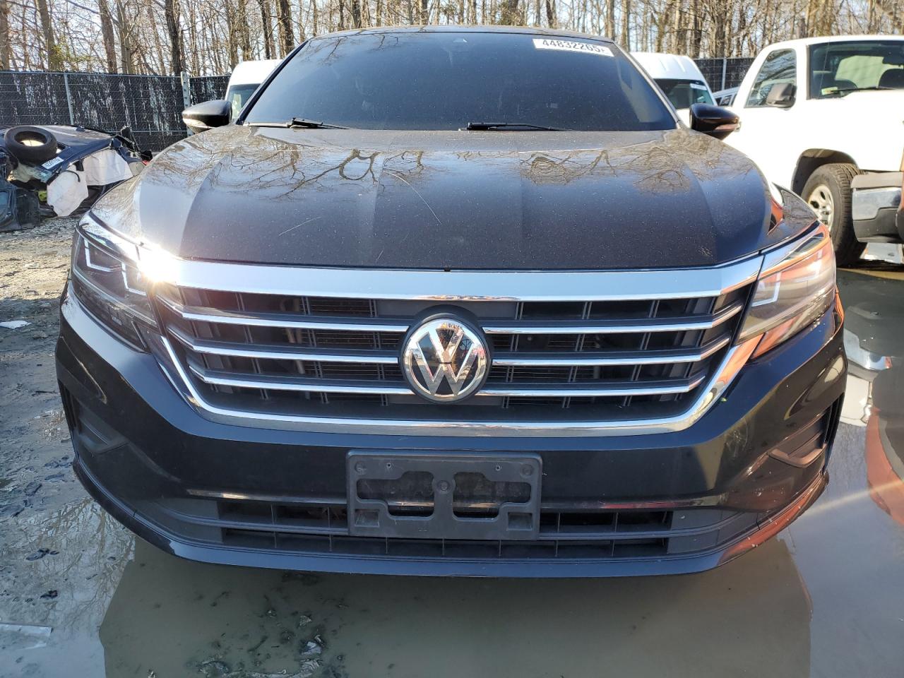 2021 Volkswagen Passat - Image 5