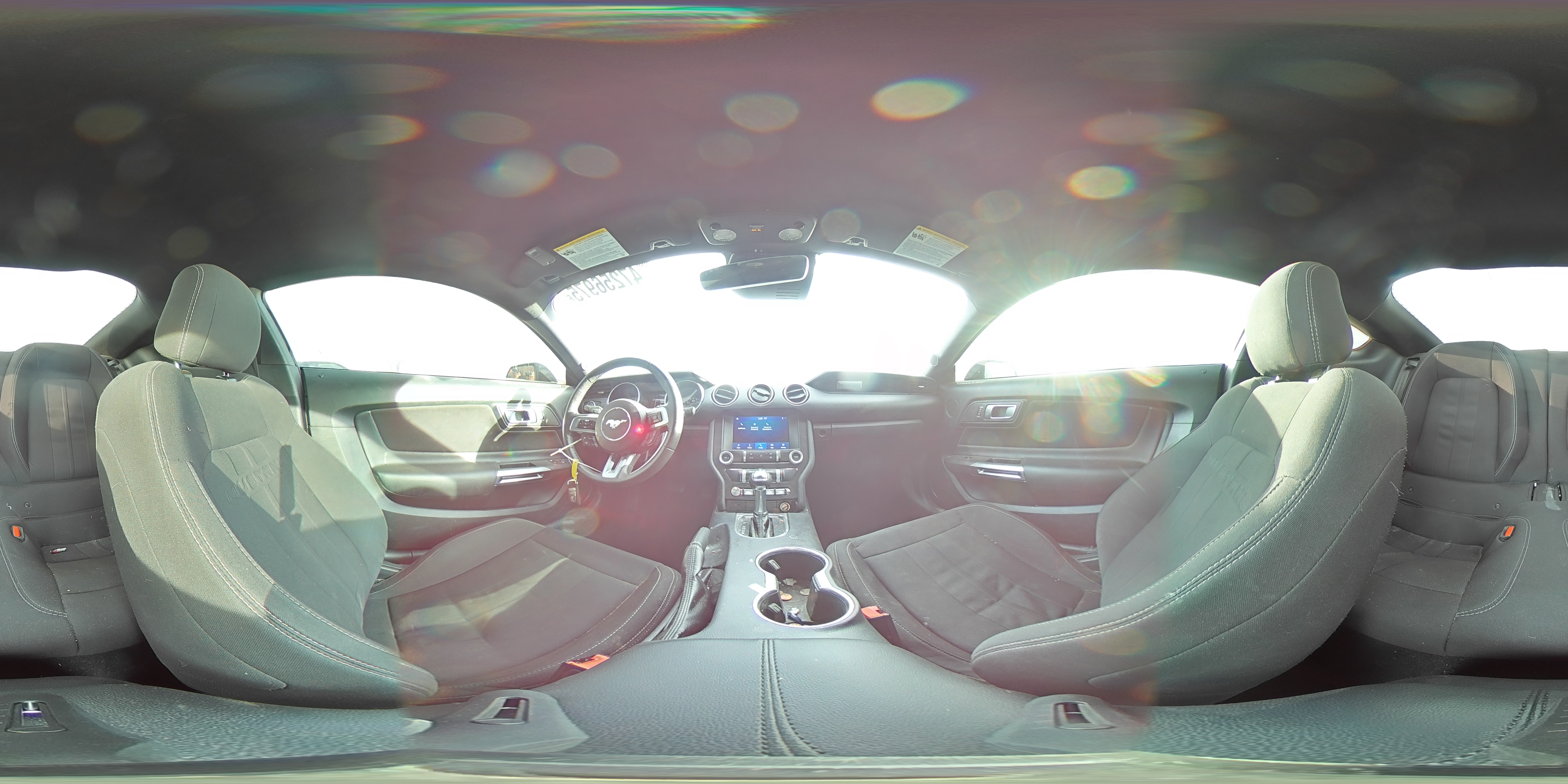 2022 Ford Mustang - Image 13