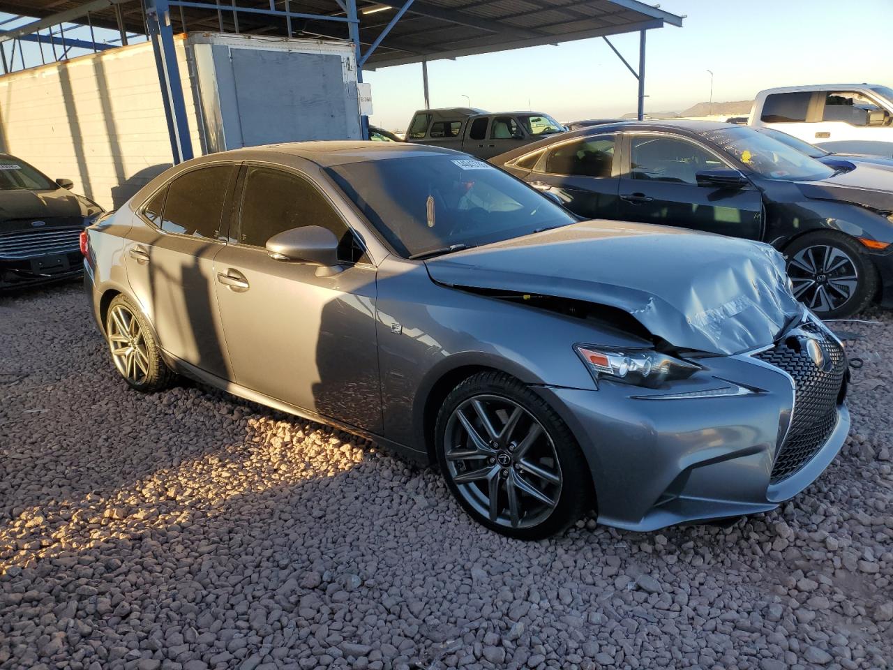2016 Lexus IS - Image 4