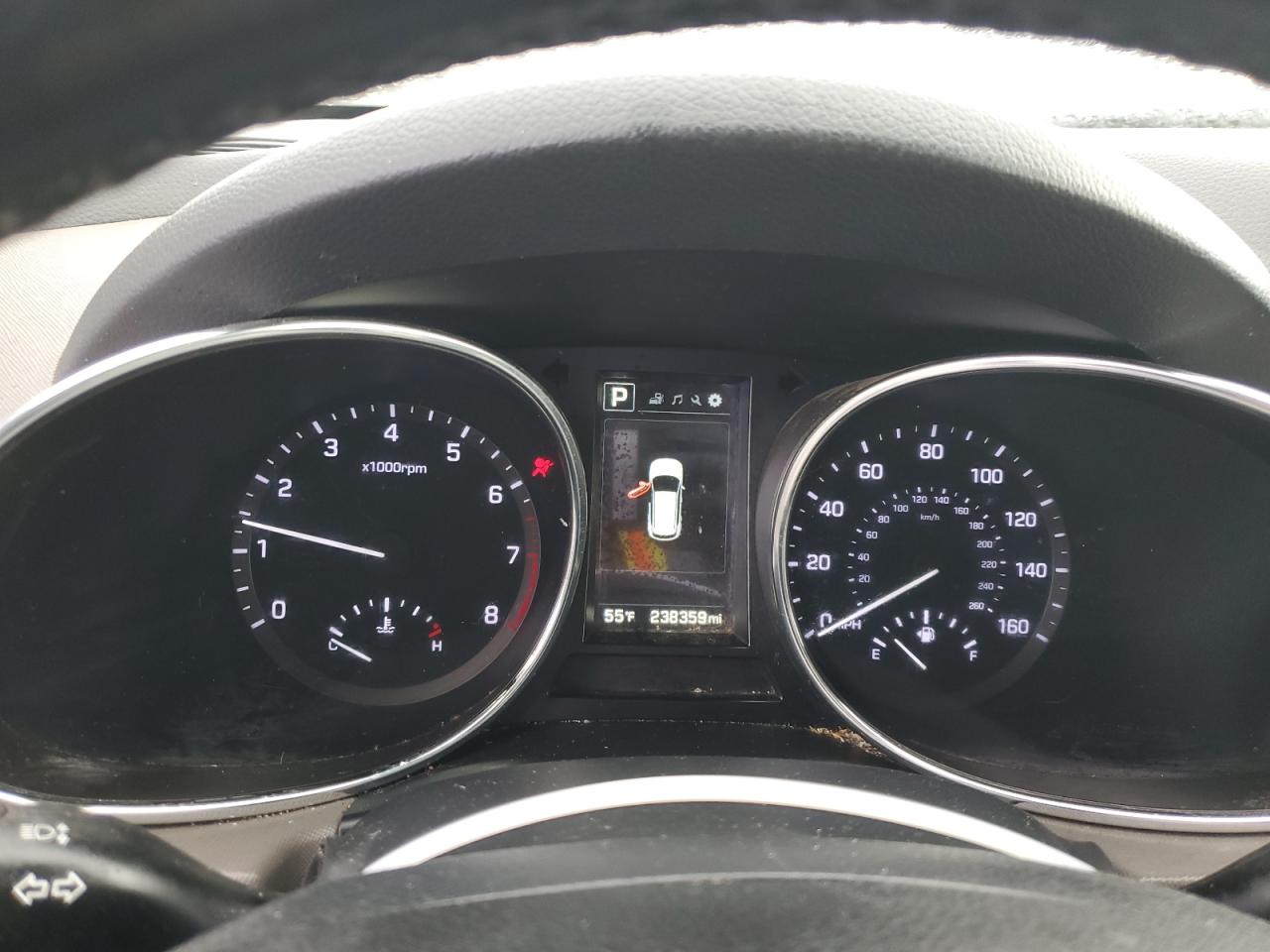 2017 Hyundai Santa Fe - Image 9
