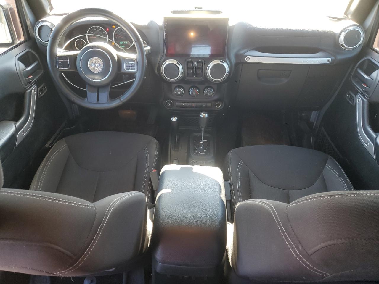 2017 Jeep Wrangler - Image 8