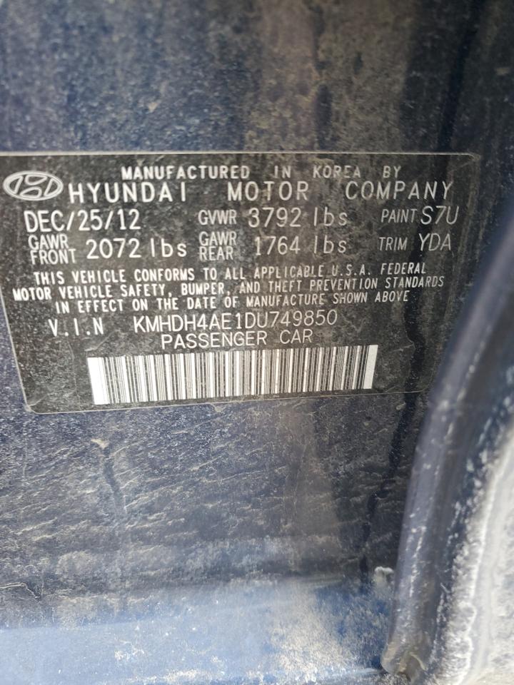 2013 Hyundai Elantra - Image 12