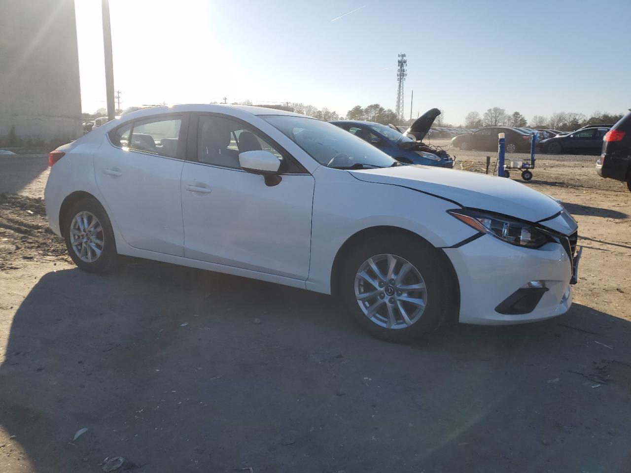 2016 Mazda 3 - Image 4