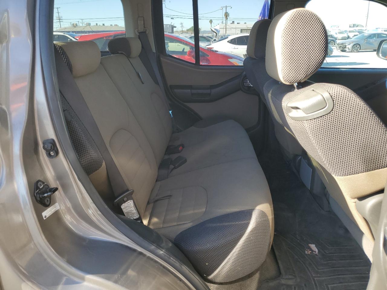 2005 Nissan XTerra - Image 11