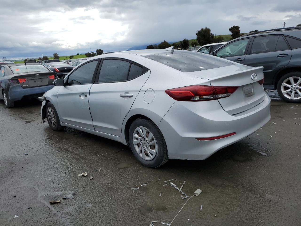2017 Hyundai Elantra - Image 2