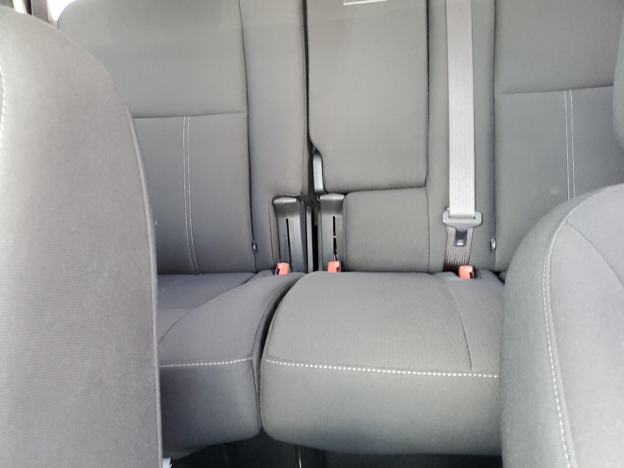 2011 Ford Edge - Image 10