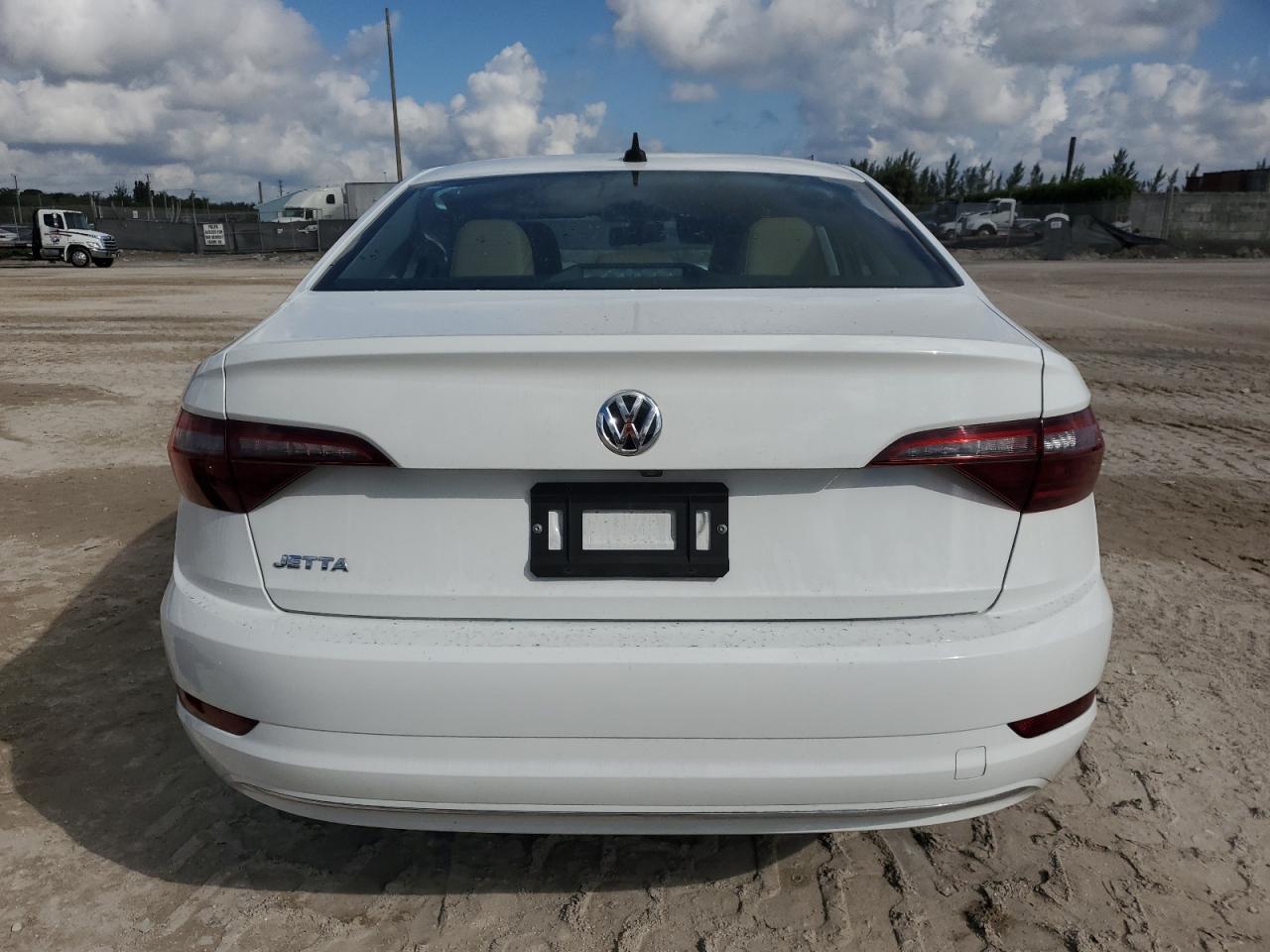 2020 Volkswagen Jetta - Image 6