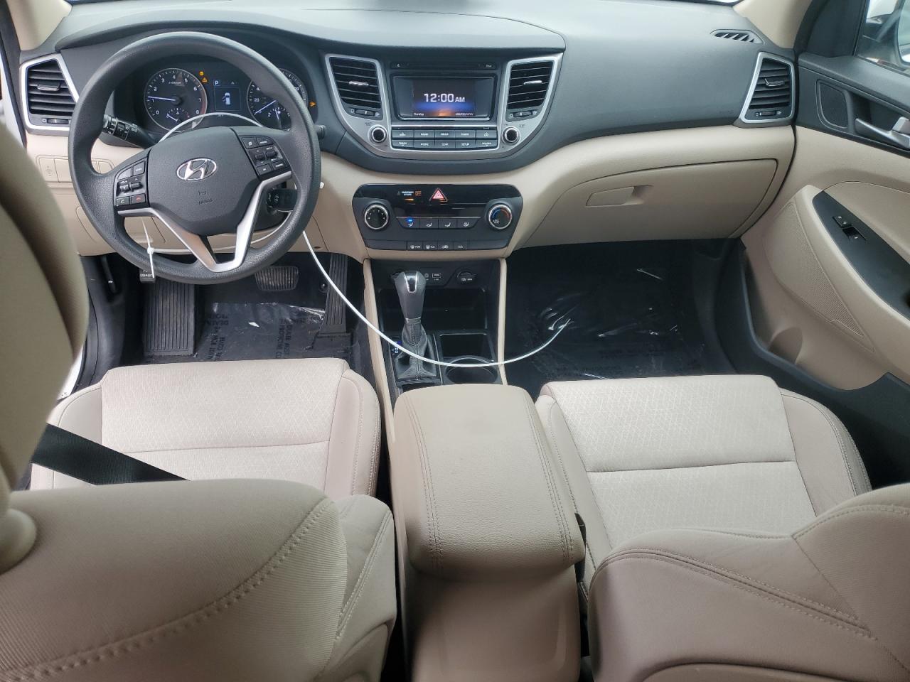 2017 Hyundai Tucson - Image 8