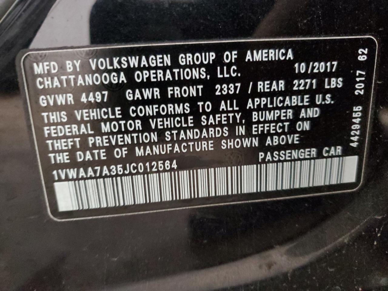 2018 Volkswagen Passat - Image 12